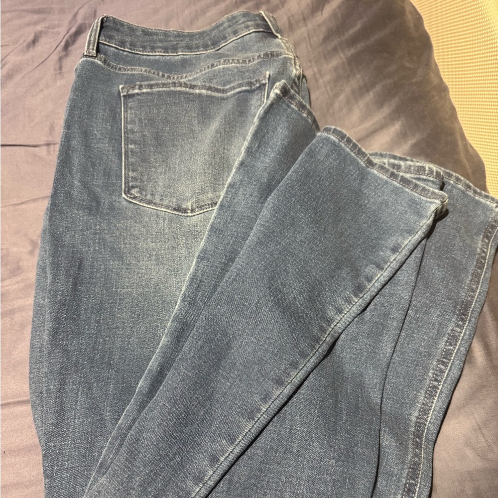 Old Navy Women's Flare Jeans in Blue